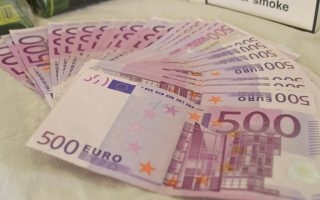 500_euro_notes_web--3-320x200